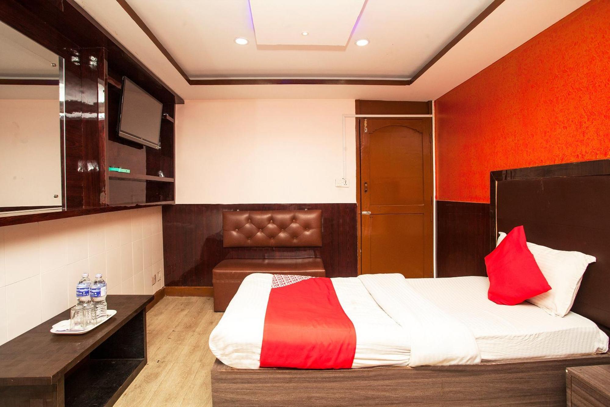 Oyo 809 Shree Guru Annex 2 Hotel Katmandu Eksteriør billede