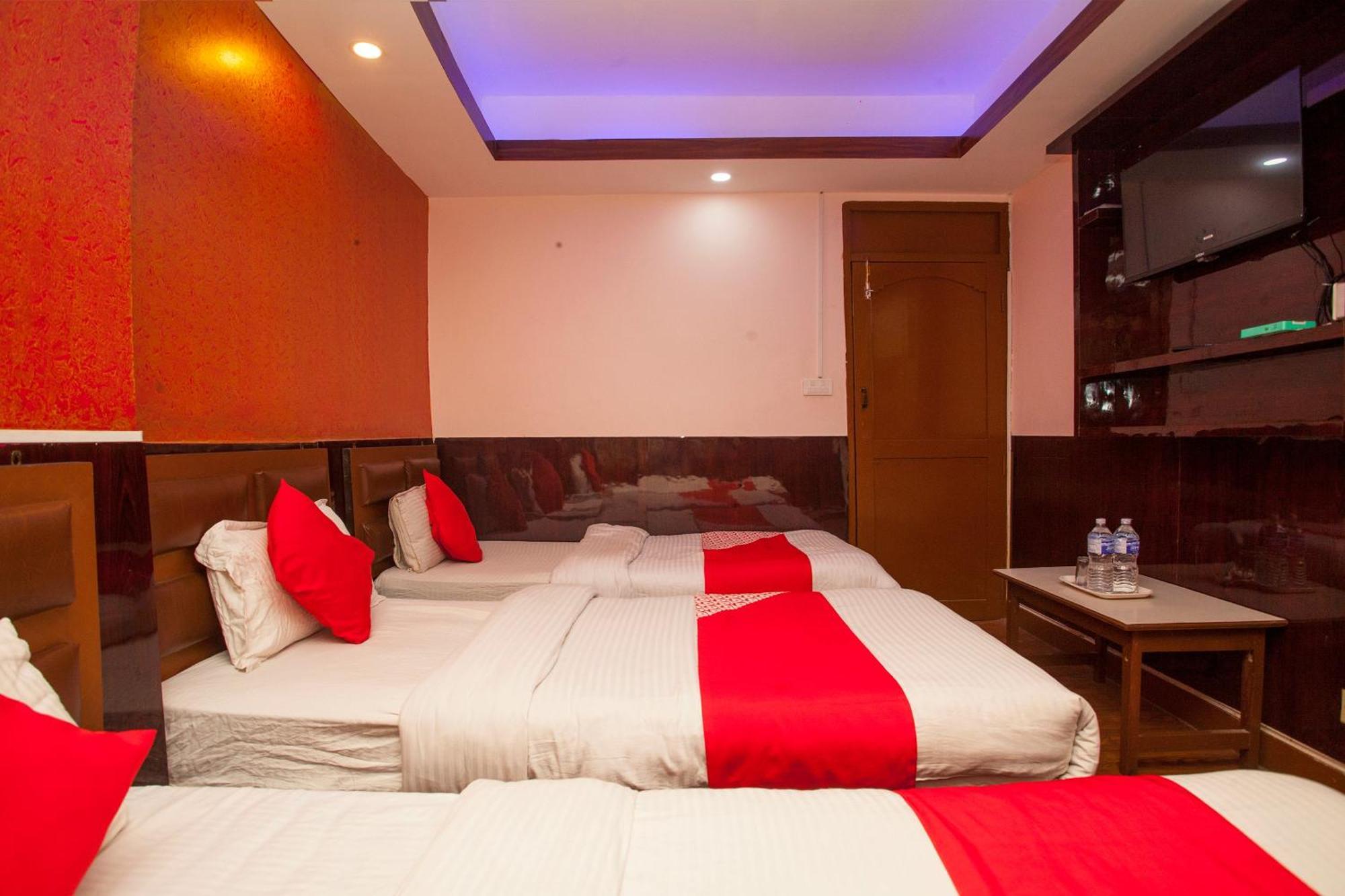 Oyo 809 Shree Guru Annex 2 Hotel Katmandu Eksteriør billede